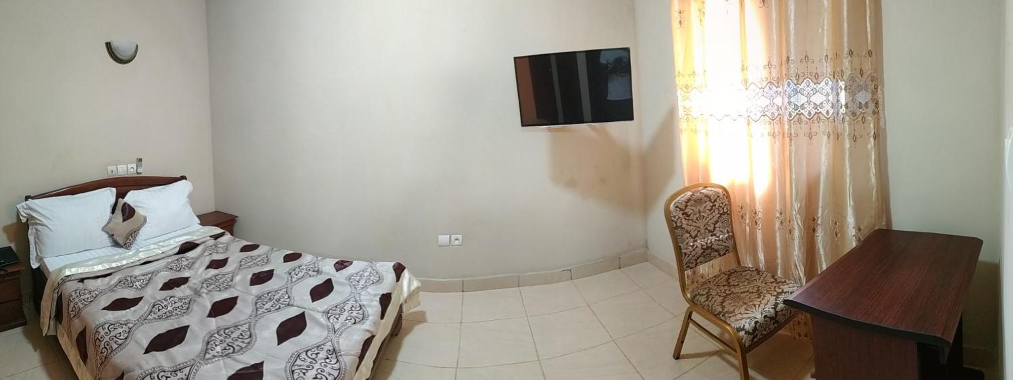 Nikita Hotel Yaoundé Exteriör bild